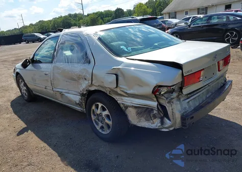 2001 Toyota Camry Le из США, поврежденный, VIN 4T1BG22K31U028704